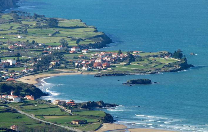 Casa Rural El Ferjo Colunga Eksteriør bilde
